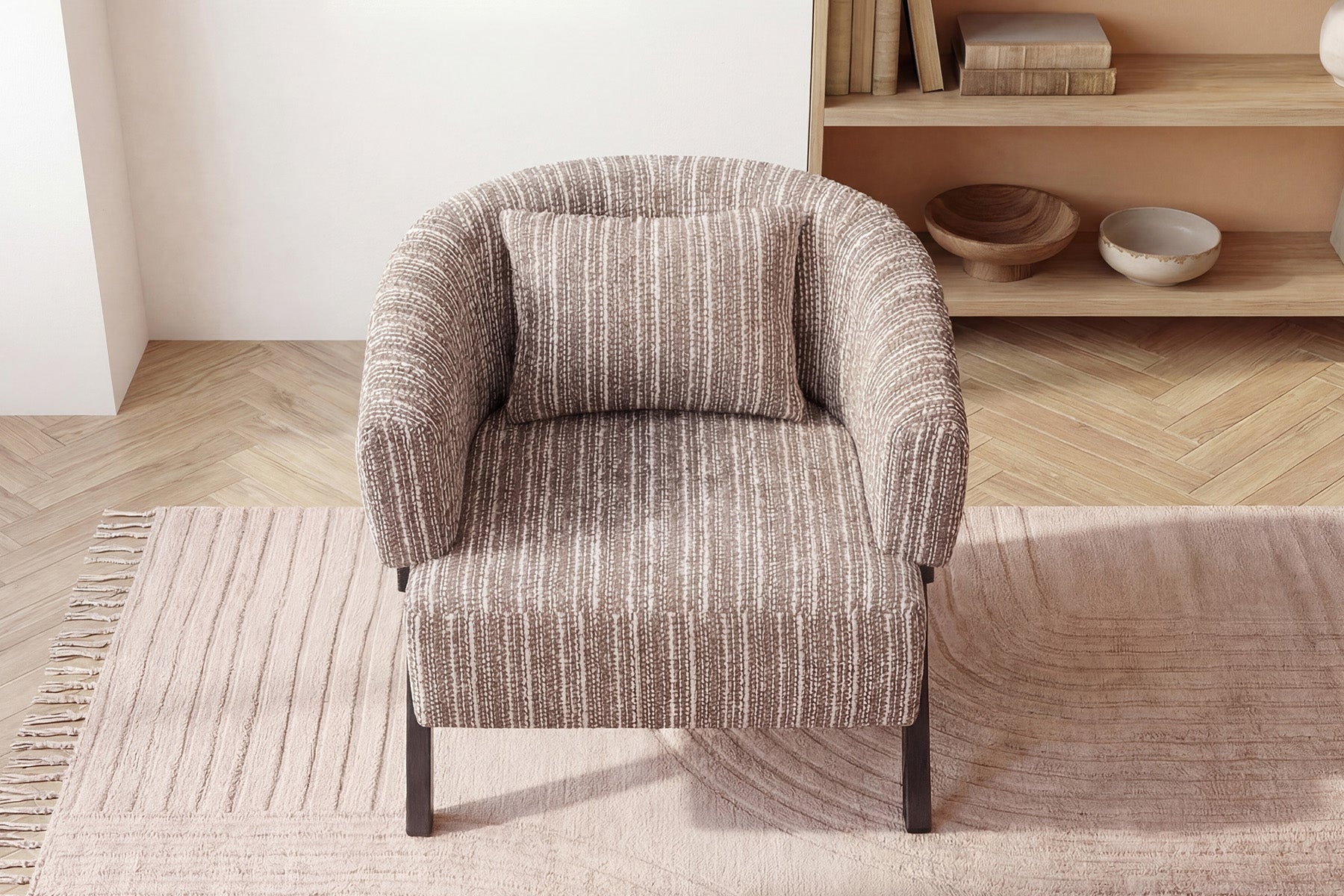 Avelyn Curved Lounge Chair