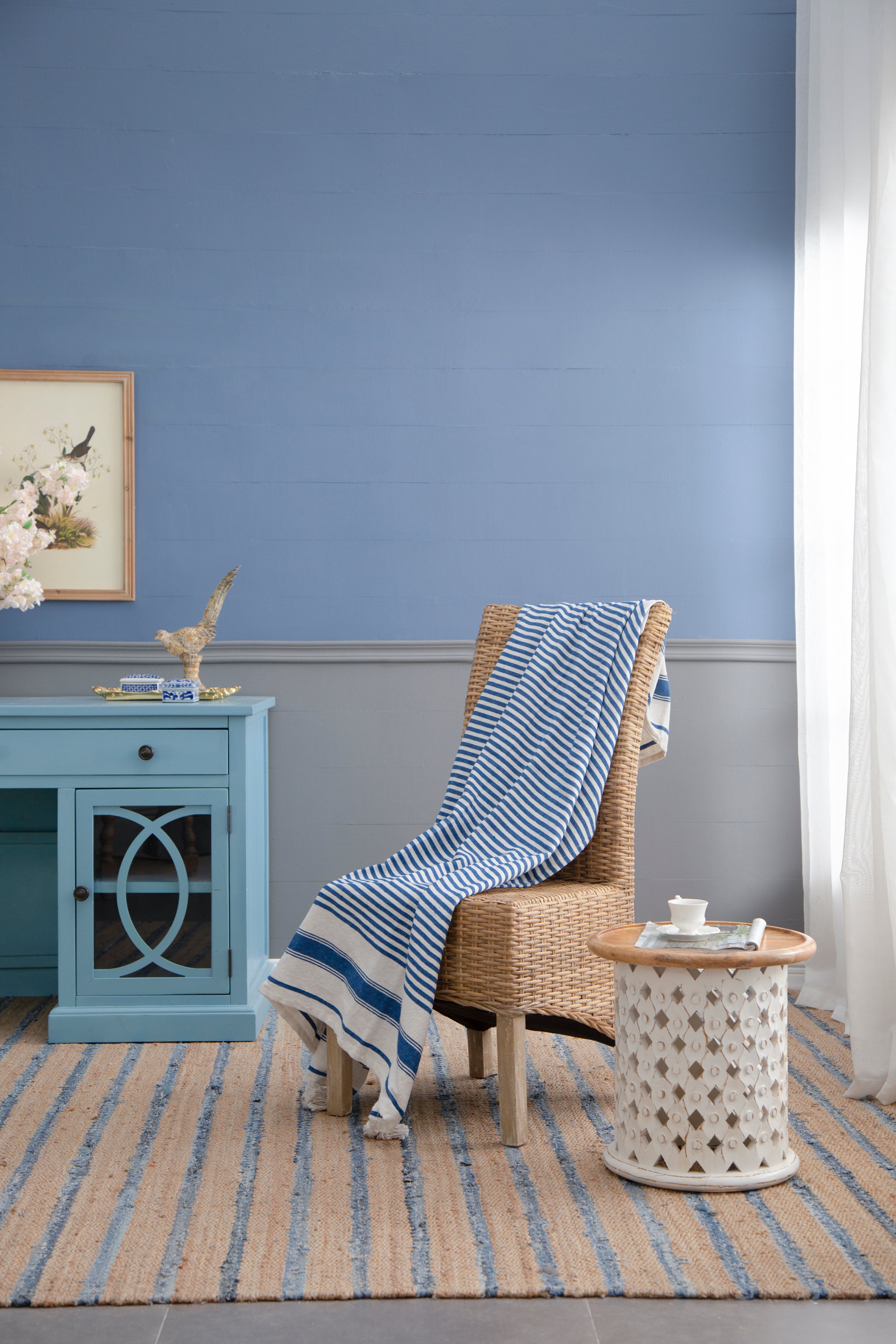 Classic Blue Stripe Tassel Throw